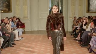 Download lagu Fatima Lopes | Fall Winter 2019/2020 Full Fashion Show | Exclusive mp3 Download lagu Fatima Lopes | Fall Winter 2019/2020 Full Fashion Show | Exclusive mp3