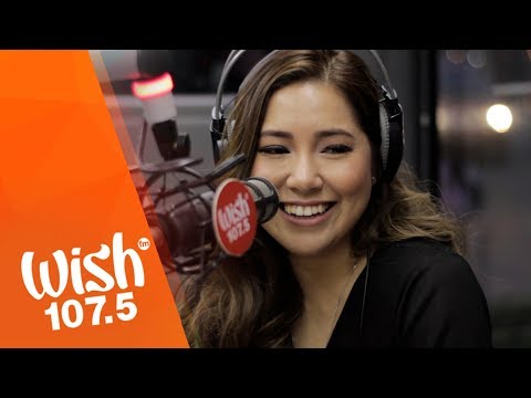 Moira Dela Torre sings "Torete" LIVE on Wish 107.5 Bus