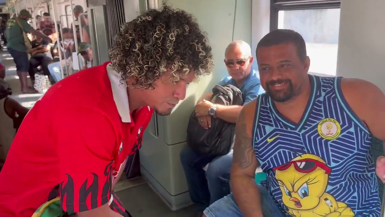 Mc Estudante e Banda Dona Zezé - Um Show no Vagão
