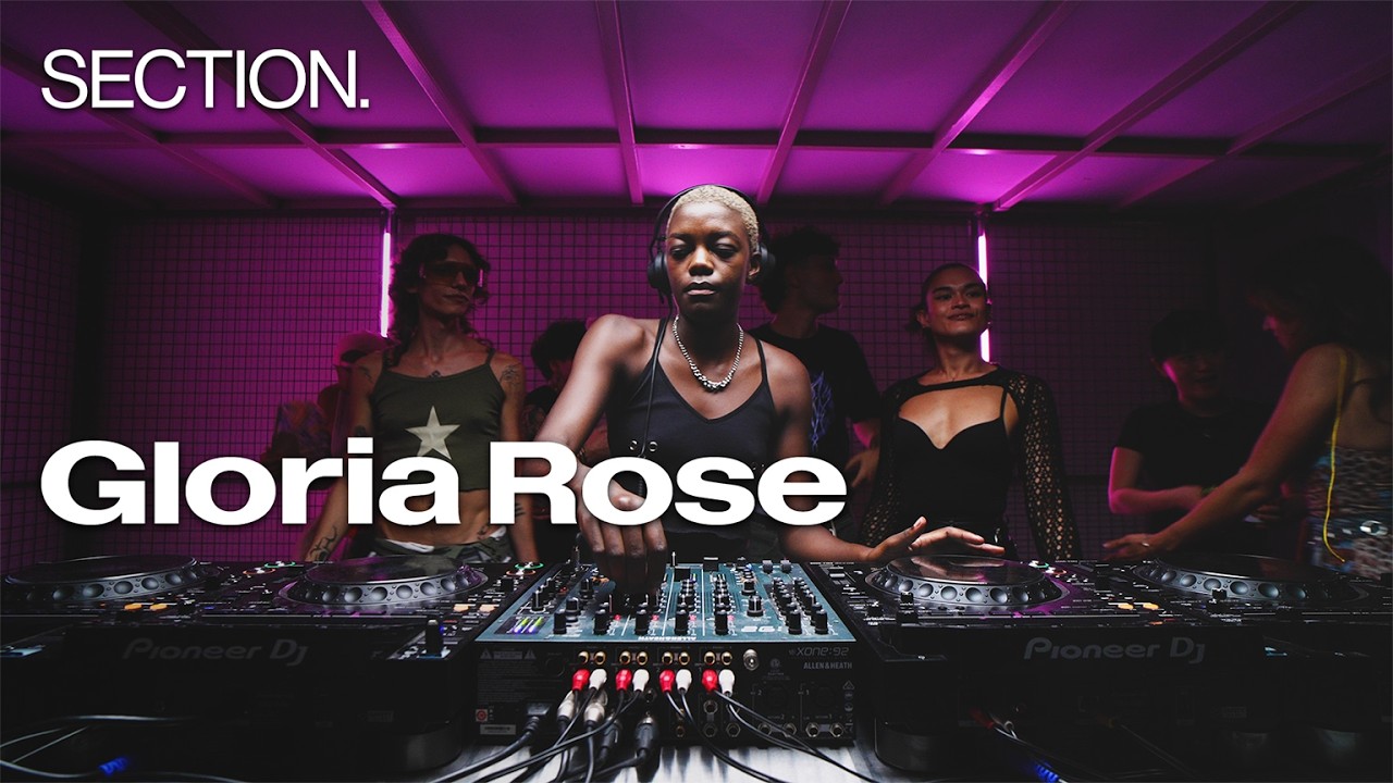 gloria-rose-section-2025-09-25