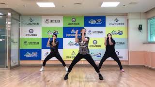 비대면 에어로빅 수업 이미지