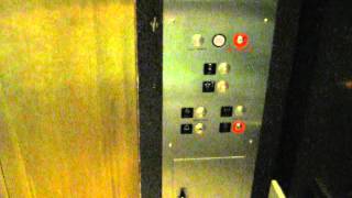 preview picture of video 'A ride on the Dover? hydraulic elevator @ the Arnot mall in Horseheads, NY.'