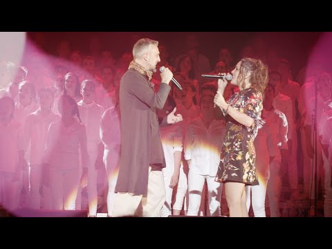 Zaz, Thierry Biscary et la chorale du Collège Saint Michel chantent « Baga Biga higa »