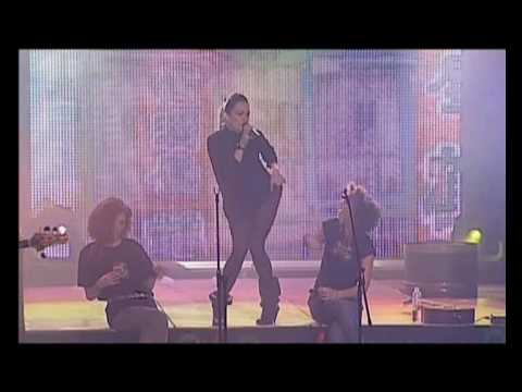Strip - Lepo Mi Je (Kad Te Bijem) live @ DoB