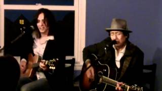 Alejandro Escovedo w/Jimmy Griffin  "Don't Need You"  Wood House Concerts  St Louis, MO  5/13/12