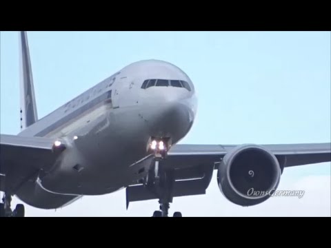 Heavy Singapore Airlines 777-300ER Returns w/ New Paint @ KPAE Paine Field