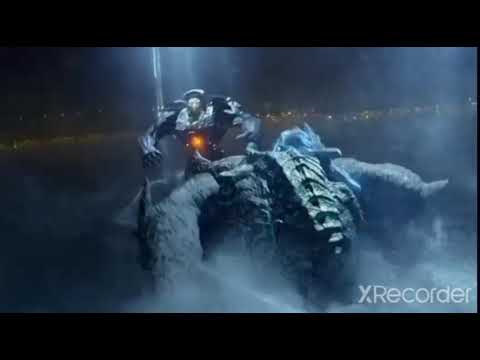 Gypsy danger vs leatherback ...pacific rim 2013
