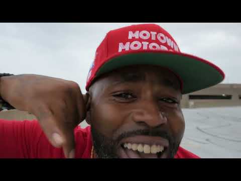 Aubreyus - Motown Motor City (Feat. E.T)