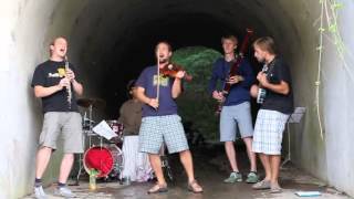 Video Člověče nezlob se