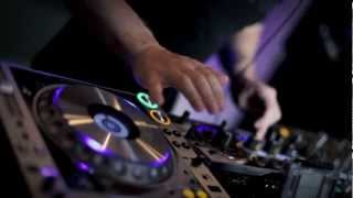 Pioneer Platinum Edition James Zabiela Performance (CDJ-2000nexus/DJM-900nexus/RMX-1000)