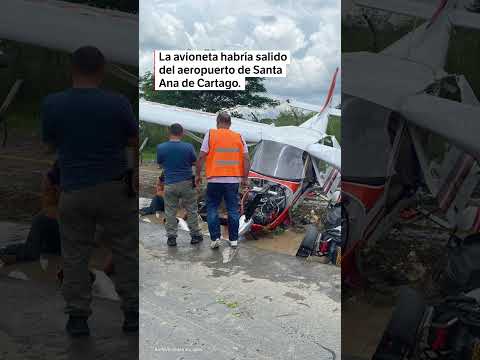 Una avioneta cayó en Cartago y causó accidente con un motociclista | El Espectador