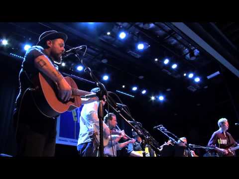 eTown Finale with Gregory Alan Isakov & Nathaniel Rateliff - Passing Through (eTown webisode #553)