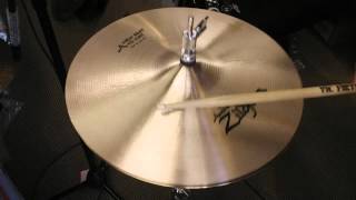 Video thumbnail for Zildjian Avedis New Beat Hi Hat Cymbals 14" - A0133 by Drum Center of Portsmouth