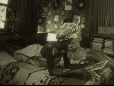 The Cavemen. -  Selense (Official Video)