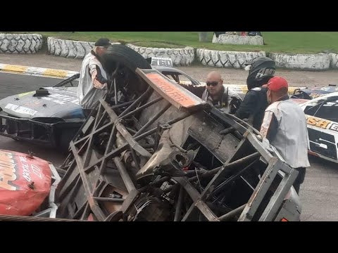 Saloon Stockcars - 151 Levi List #WallopStraightIn 455 Ricky Finney - Skegness Raceway Sun 8th Oct