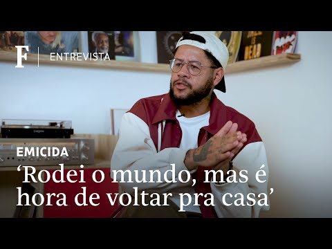 Emicida trilha seu retorno ao rap com álbum em homenagem ao Racionais MCs