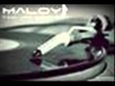 Maloy feat. Ember Śledziu - Się Nie Sprzedamy