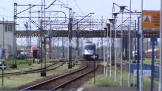 preview picture of video 'Konin dworzec PKP - EP09-014 z TLK Gałczyński & EU44 Husarz z EC BWE'