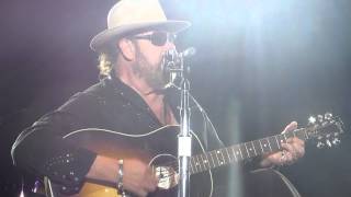 Hank Williams, Jr    There&#39;s a Tear in my Beer