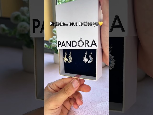 Vídeo relacionado con Telooco Collar Gótico Punk con Colgante de Luna y Cristal Negro para Mujer - Collar Retro Gótico de Luna de Cristal - Joyería de Disfraz para Halloween y Navidad