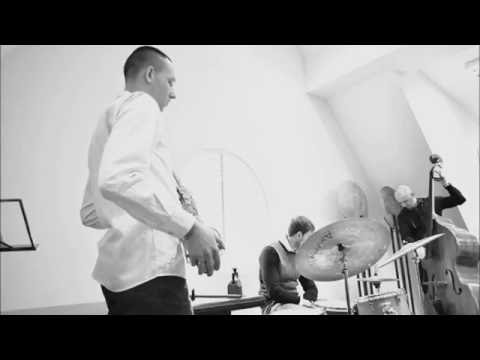 Marcin Stefaniak Trio - African flower (Duke Ellington)