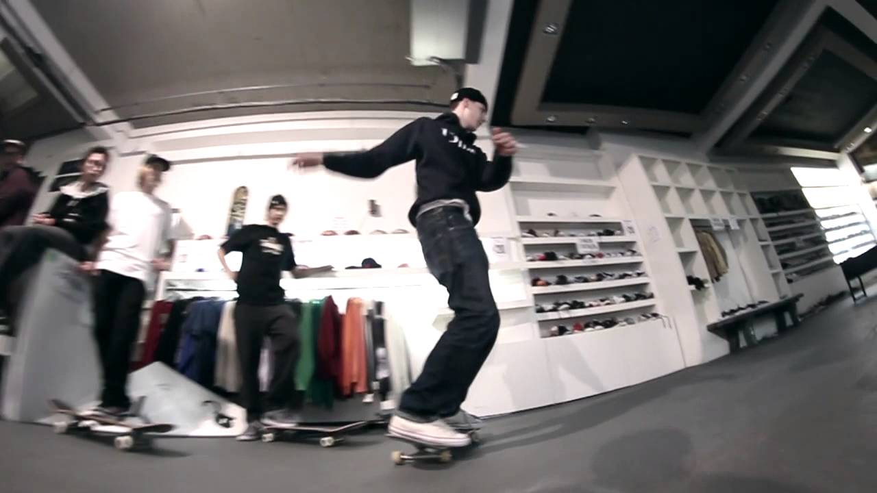 Patinando una tienda: 'Loockwood afterhours'