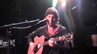 Elliott Smith: "Give Me Love" George Harrison cover live in NYC