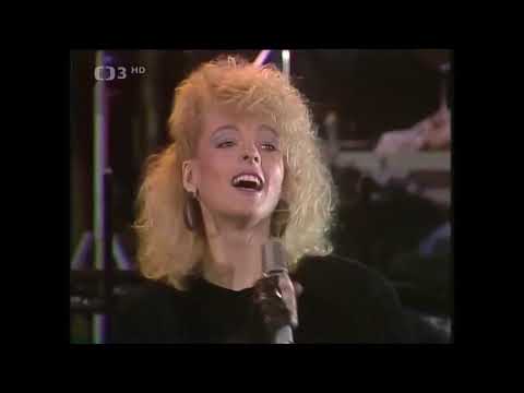 Iveta Bartošová - Útoč láskou (Telegramiáda 1988)