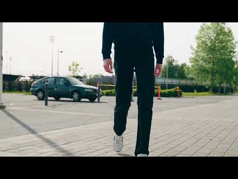 Kaksi kokenutta valmentajaa ja yksi tulevaisuuden lupaus