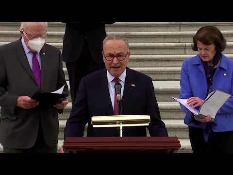 舒默稱司法機構對巴雷特的投票是 "騙局 (Schumer calls Judiciary vote on Barrett a 'sham')
