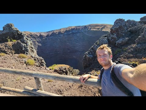 Climbing Mount Vesuvius - Full Hike to the Crater Above Pompeii 🇮🇹🌋