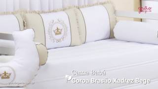 Quarto para Bebê Coroa Brasão Xadrez Bege | Ref: 53340