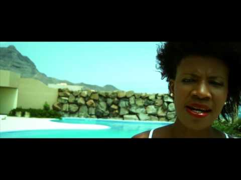 Prop Sab - Carliny Diaz