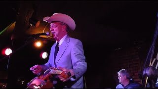 Junior Brown - My Wife Thinks You&#39;re Dead