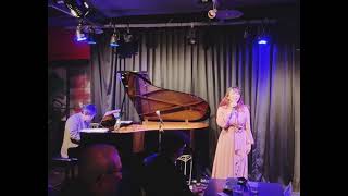 枯葉　vocal 愛紀　piano 片桐一篤　DOXY（名古屋）　2025年12月27日（土）　