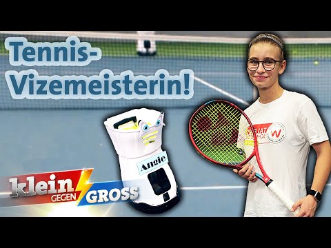 Tennis talent Karlotta hits every ball! | Little vs. Big