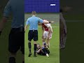 Had deze tackle van Berghuis bestraft moeten worden? ?