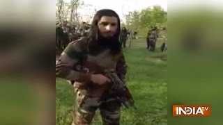 New video of 30 Kashmiri militants goes viral