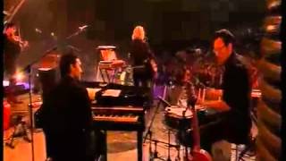 Cerys Matthews - The Good In Goodbye (Live)