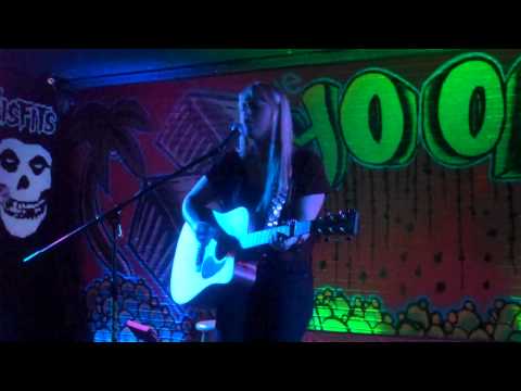 Far Away By Sara Groban Live @ The Hood Bar & Pizza