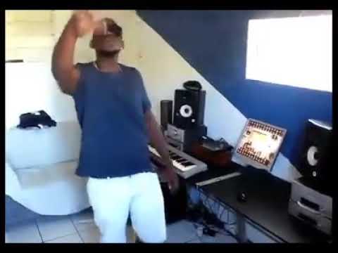 Blessé Teddy Wallace