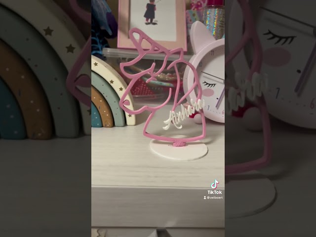 Vídeo relacionado con Genérico Figuras 3D Personalizables | Juguete Alienígena Articulado Movible Y Luminoso | Decoración para Fiestas Infantiles, Hogar, Oficina, Escritorio Y Mesa para Familiares Y Amigos
