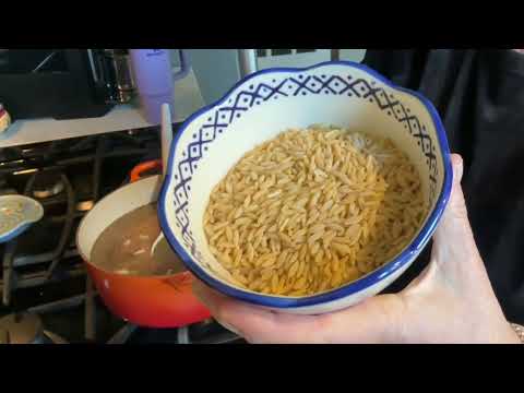 Italian Spinach Orzo Soup