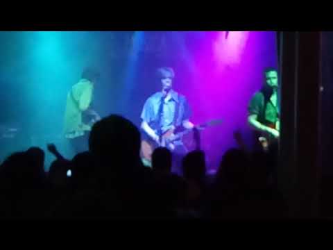 Un nuevo baile - Emociones Clandestinas