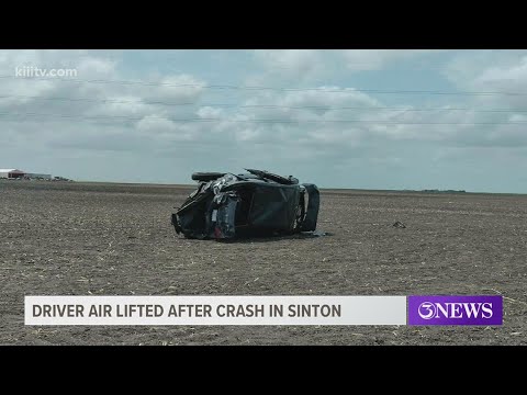 1 driver airlifted to hospital after car crash in Sinton