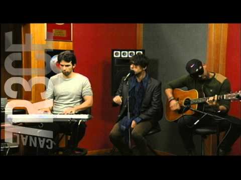 Así sonó "Al Diablo los Demonios" de "Los de Adentro" en La Rola