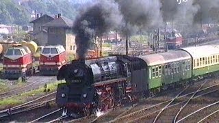 preview picture of video 'Deutsche Reichsbahn - Dampflok 01 2137-6 u. 01 1531-1 in Saalfeld (Saale) - DR 1993'