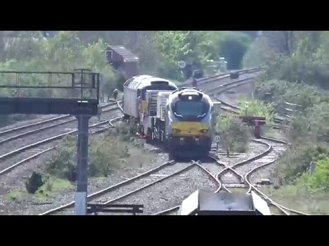 CHILTERN 68011 TNT DRS 57003 ON 6M63 AT GLOUCESTER YARD 050516