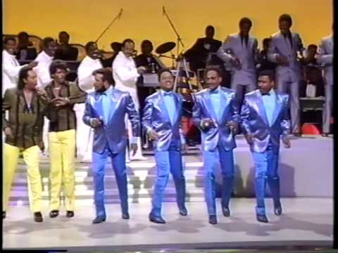 Medley Hits - Temptations & Four Tops | Motown Returns To The Apollo | 1985