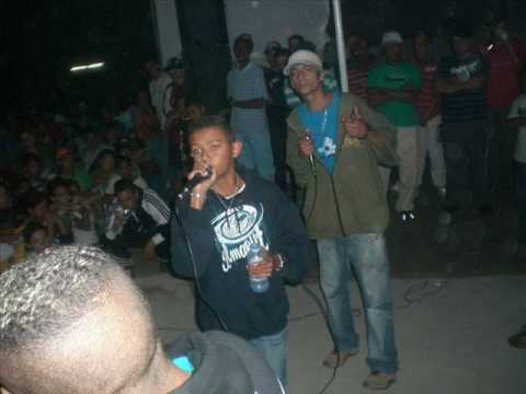 MC ZOI DE GATO LANÇA COM DOCINHO          NOVA